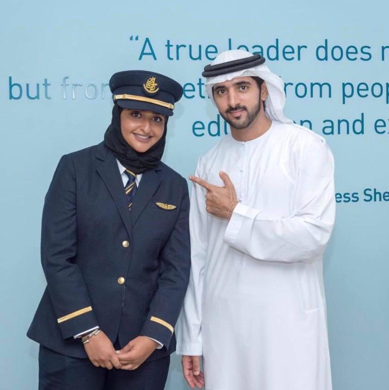 الشيخة موزة بنت مروان آل مكتوم - ملازم أول بالجناح الجوي في شرطة دبي.