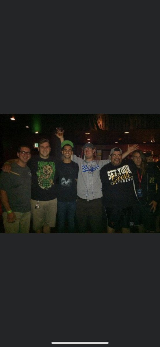 MarcoLAHxC's tweet photo. @Flavio1130 @NickVolumes @Volumesband @frankzar91 #trowbacksunday https://t.co/fVGglMHfEs