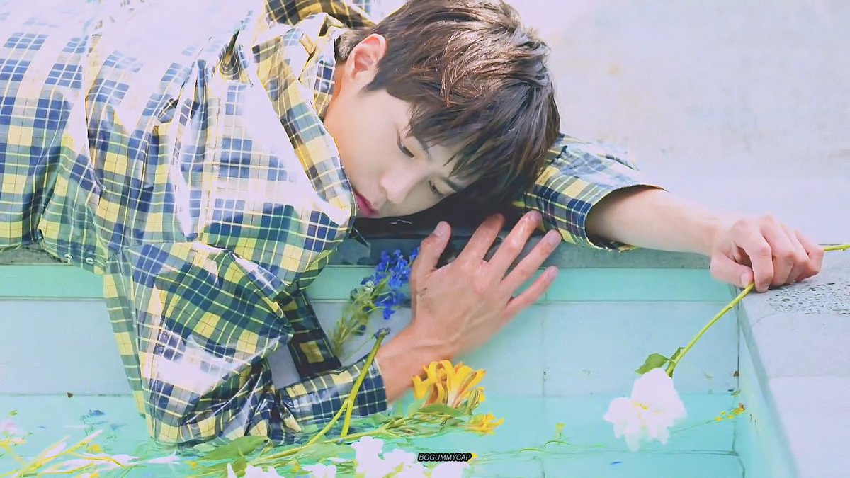 BOGUMMYCAP's tweet photo. #박보검 𝐒𝐞𝐚𝐬𝐨𝐧'𝐬 𝐆𝐫𝐞𝐞𝐭𝐢𝐧𝐠𝐬 𝟎𝟔 (3)

𝙖𝙡𝙡 𝙢𝙮 𝙡𝙤𝙫𝙚💚 https://t.co/iJDXmvuprC