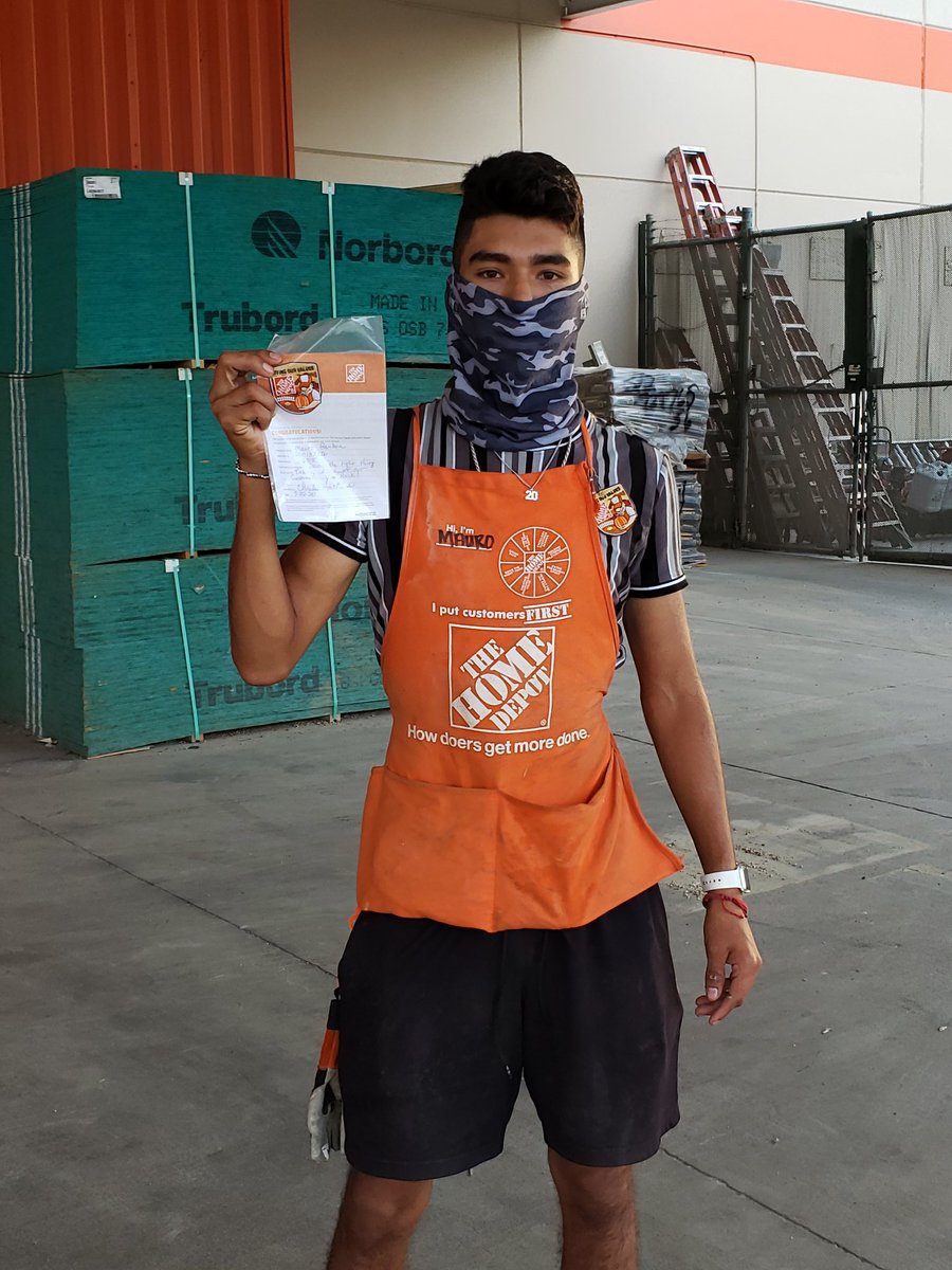 Mauro recognized for giving excellent customer service thank you!!