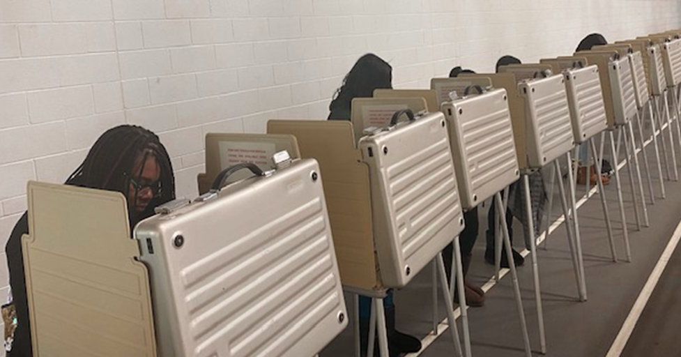 Detroitk12's tweet photo. Calling all students! Be a part of making democracy work in Detroit and apply to become a paid poll worker for the Aug. 4th primary election. Anyone over the age of 16 are eligible to apply. https://t.co/0UeGRN4GAE. https://t.co/iVpQNHde1S