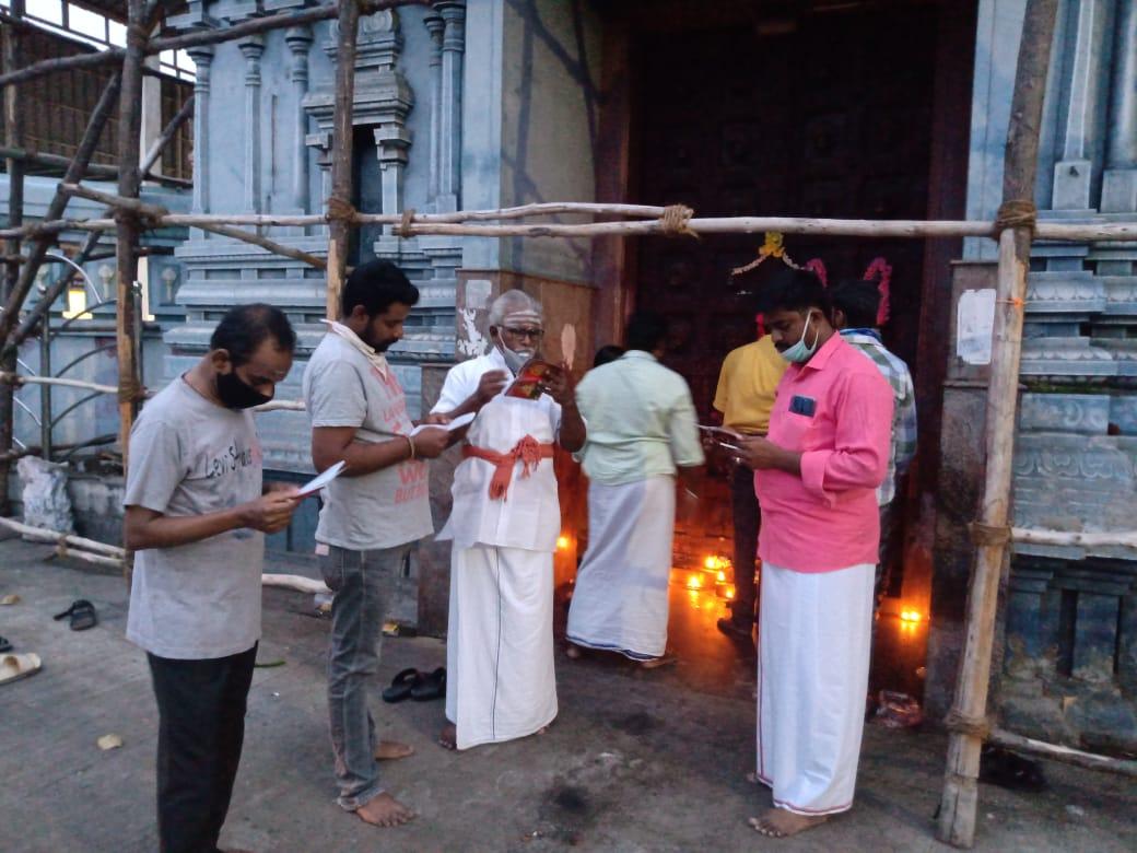 BharatmathaS's tweet photo. #Kandhasasti #kavasam #parayanam https://t.co/vy9tUoARft