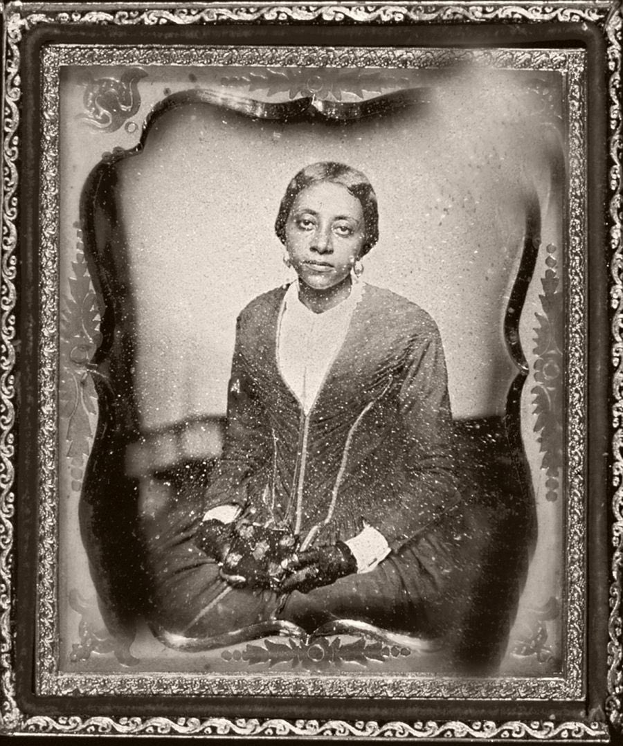 sunujournal's tweet photo. Portraits by African-American photographer, Augustus Washington, who emigrated to Liberia in 1852. #SUNUnotes #SUNUjournal https://t.co/yjYhHLFJ8j