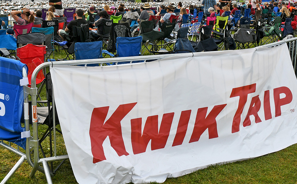 TCSummerJam's tweet photo. A very special thank you to all who participated in our #BackToSummerJam contests this weekend! We couldn't do it without our amazing friends and sponsors at @KwikTrip, @budlight, @redbull, @grayduckvodka, General Equipment & Supplies Inc, @CanterburyPark and the @zacbrownband! https://t.co/LdPCmiGBtk