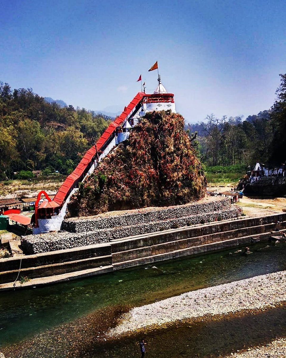 THREAD on Garjiya (Girija) Devi Temple: Garjiya Devi Temple Located in Ramnagar, Nainital, Uttarakhand, India. It is a noted Devi temple located in the Garjiya village on the outskirts of the Corbett National Park.