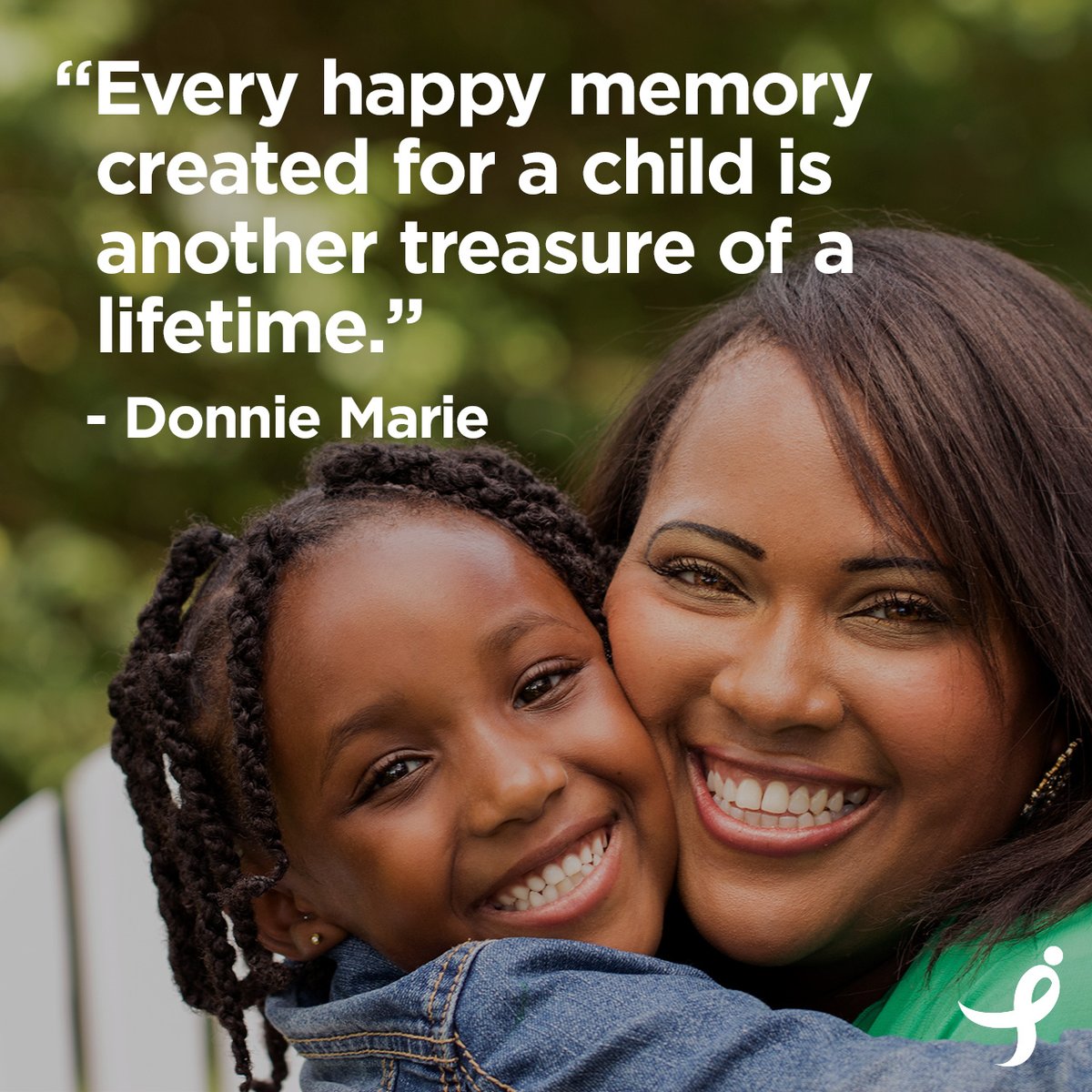KomenWisconsin's tweet photo. Today we celebrate our parents, who have been there for us through the good and the bad. Tell us about a special memory with your parent(s). <3 #NationalParentsDay https://t.co/IYd6NxyyRQ