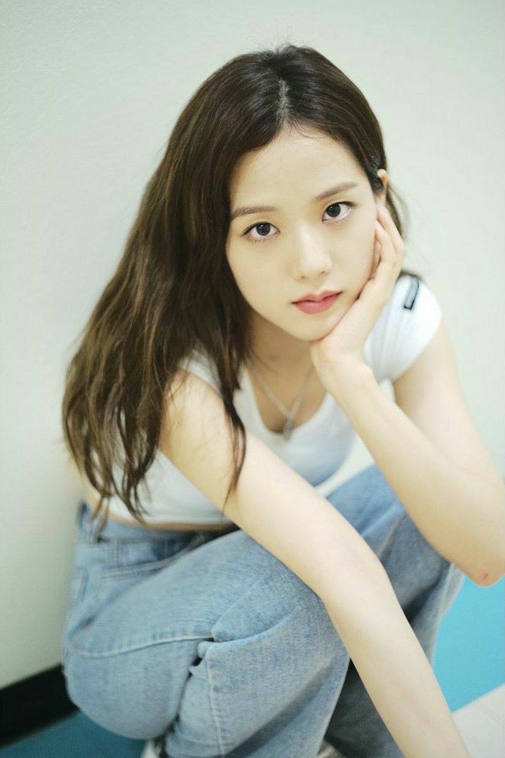 lamparari's tweet photo. ⁉️‼jisoo deserves better!!!🥺🤖
#TreatJisooBetter 
#YG_TreatJisooBetter 
#BLACKPINK #jisoo https://t.co/d1sy9cX2lp