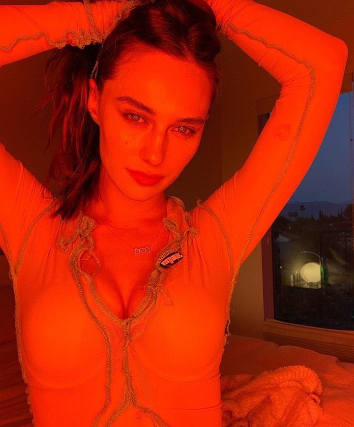 gothxindie's tweet photo. https://t.co/jvv1edAm1B