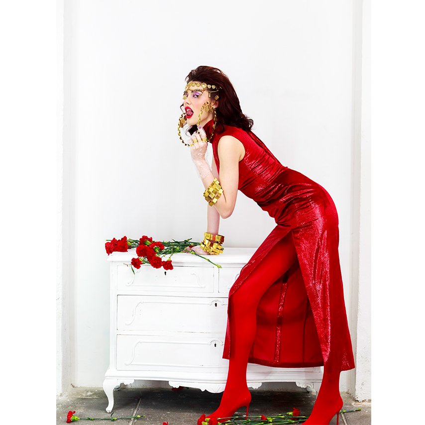 inspanishmgz's tweet photo. Discover Imperio, Leandro Cano's Latest FW20 Collection
Diseñador #LeandroCano Foto #EstherCarrascal

@InFluentialMag #Fashion #model #magazine #fashionphotography #fashiondesigner #spanishinfluential https://t.co/ObpopNTtxi