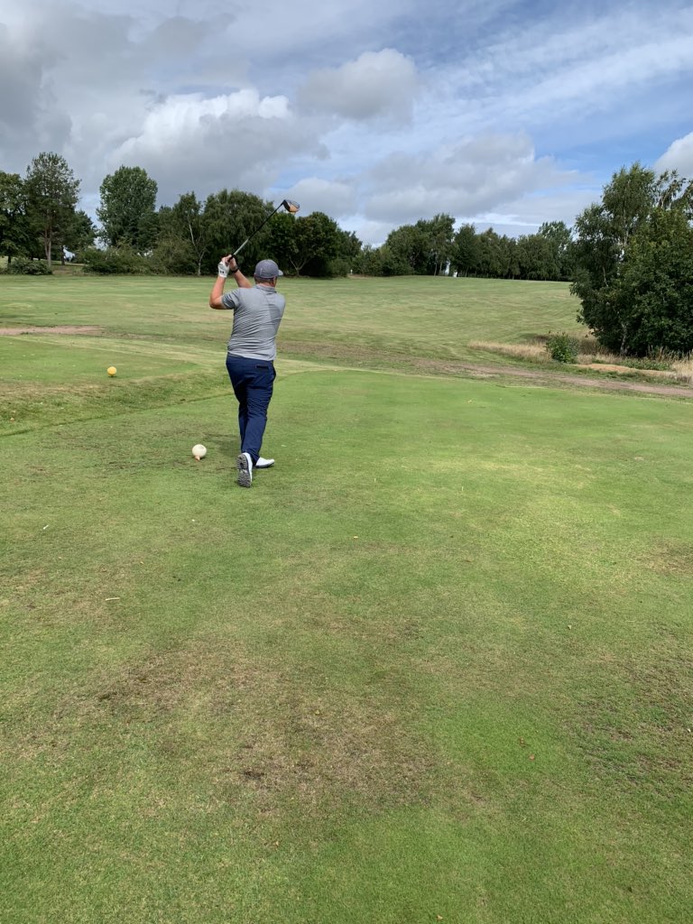 MJD9b450's tweet photo. Game not at its sharpest today...few silly mistakes but the @TravisMathew_EU @golfshake Ambassador gear felt fantastic and looked (in my eyes) fabulous #golf #gear #travismathew #lovegolf #playmoreplaybetter #wekeepongoing #PROJECT9 ✅ https://t.co/Af4VfK46C9
