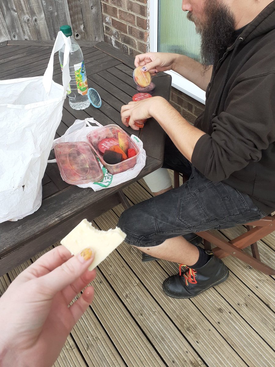 TattersAndTails's tweet photo. Tattering up with some cheesey snacks. Getting ready for @CoddywompleUK . If you see any performers near, take some pictures and add the #coddywomple so we can all see what's going on. #socialdistancing #bristol #tattersandtails #festival https://t.co/wCn2n0UEIz