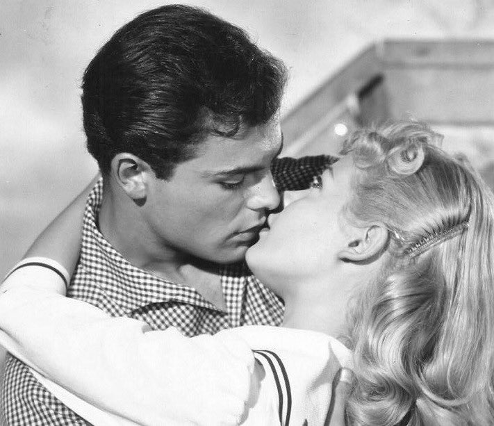 CityHunterkai's tweet photo. #Therestlessyears #JohnSaxon
A film that desperately needs a remastered and being rescued from the ungrateful labyrinth of oblivion. A heartfelt love story between two misfits set in a dump shit town full of gossip and county bumpkins that reflects about the dangers of gossip https://t.co/z6ZnDmUSjY
