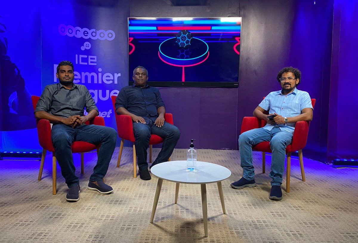 ICEPL100's tweet photo. Ooredoo presents ICE Premier league
It's this season's last match, on our studio it is Mohan and Sobah with our host @HafsyHappe
#ICEPL #OOREDOOMALDIVES https://t.co/LkNjYNapve