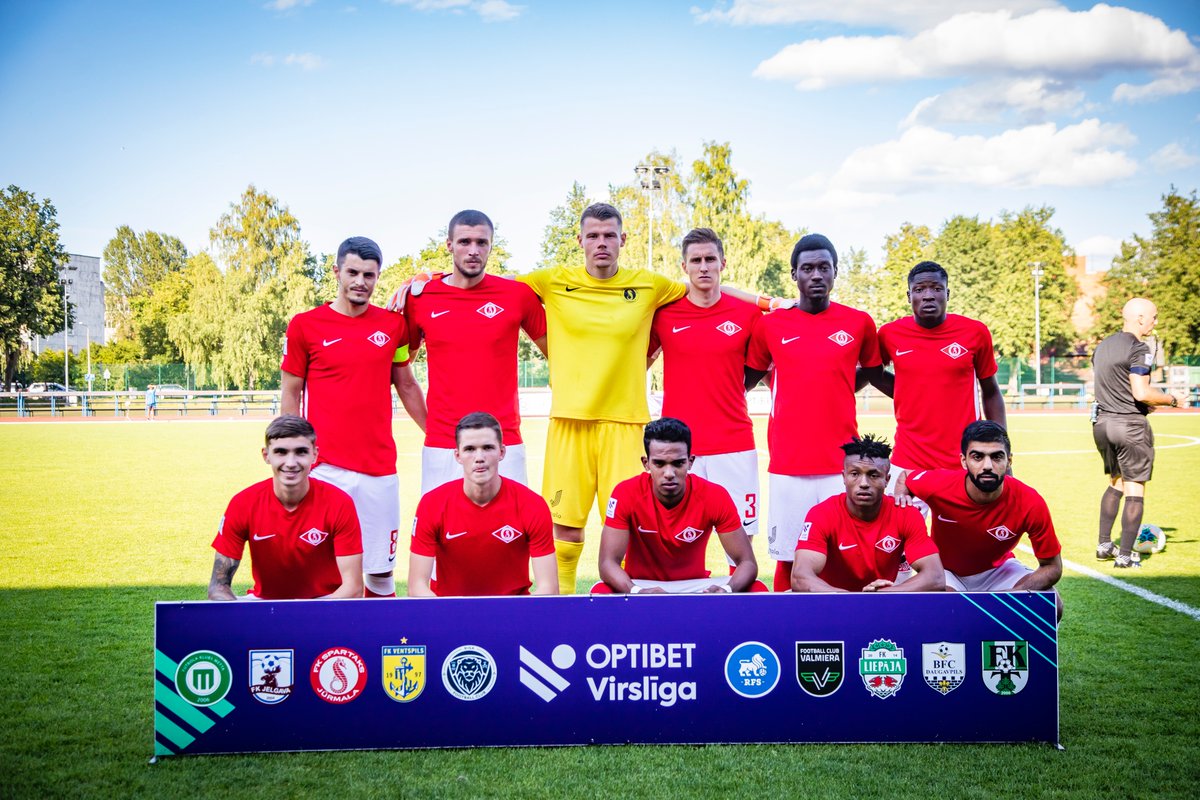 fkspartaks's tweet photo. #FinalWhistle
+3 points! 🔴⚪️
Miracle NWAORISA 🇳🇬 and Sergei EREMENKO 🇫🇮 with the goals bring us very important victory today vs @fsmetta 2:0 ⚽️
Photo by Nora Krevneva-Baibakova @krevneva 📸
#fkspartaks #fkmetta #virsliga2020 #SPAMET https://t.co/JYxELaxRoC