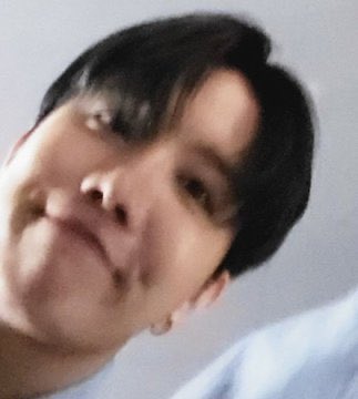 jhopecentric's tweet photo. When Hobi peeks in the photo and his cheeks just https://t.co/betM7705ab