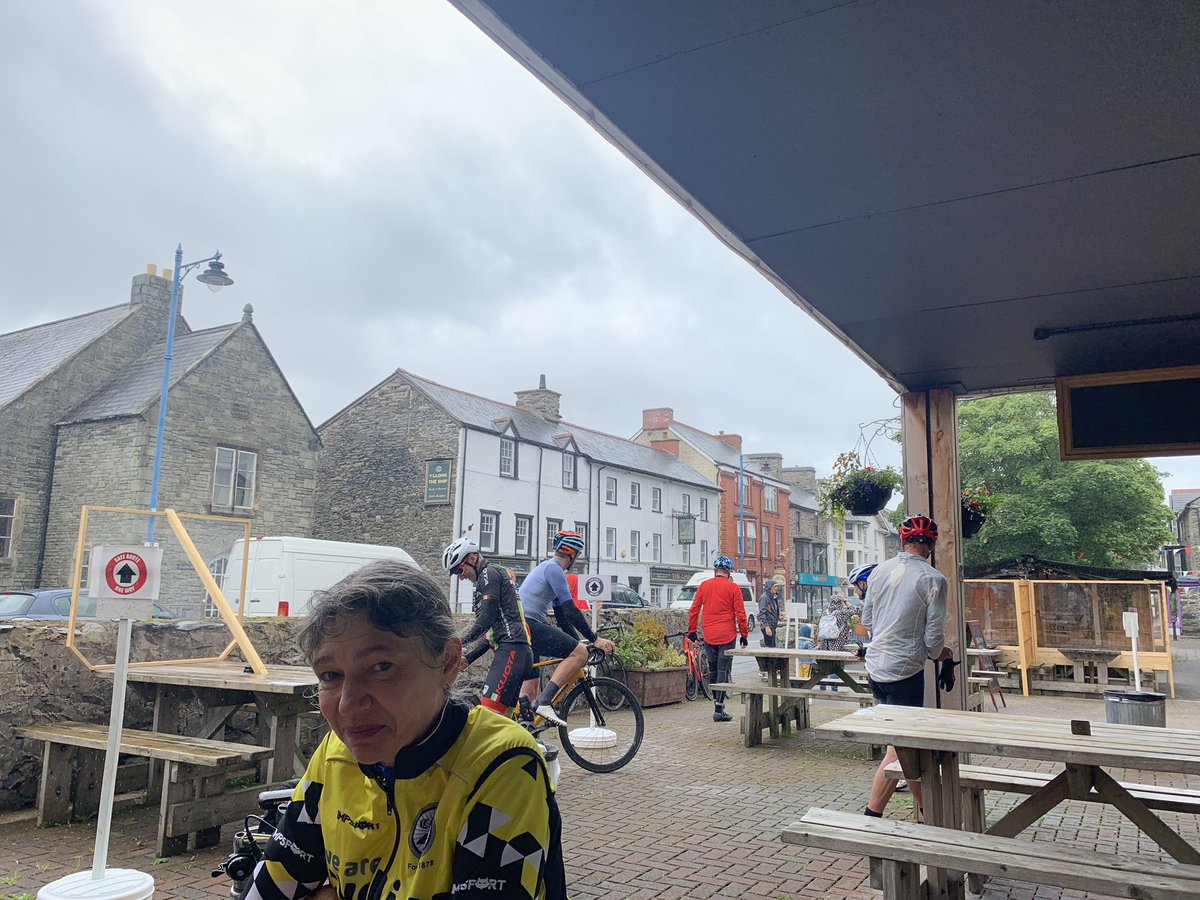 BeicioGwenda's tweet photo. Lovely to catch up with Lowri, one of @WeAreCyclingUK amazing volunteers before heading up Cwm Hirnant to Lake Vyrnwy for ice cream to fuel us on the ride back to Bala #BeYouByBike #WFOC https://t.co/SbfZz2SP8A