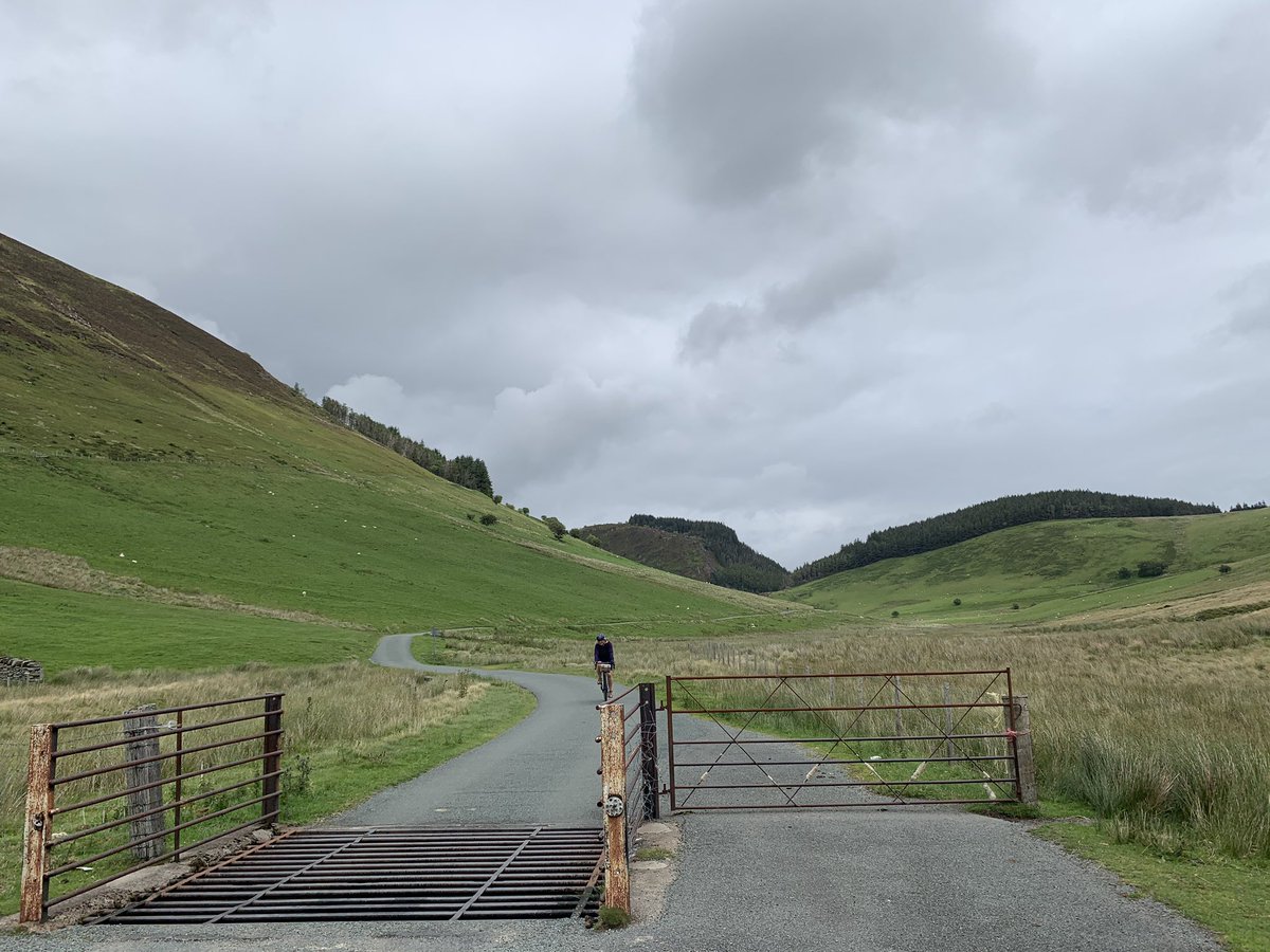 BeicioGwenda's tweet photo. Lovely to catch up with Lowri, one of @WeAreCyclingUK amazing volunteers before heading up Cwm Hirnant to Lake Vyrnwy for ice cream to fuel us on the ride back to Bala #BeYouByBike #WFOC https://t.co/SbfZz2SP8A