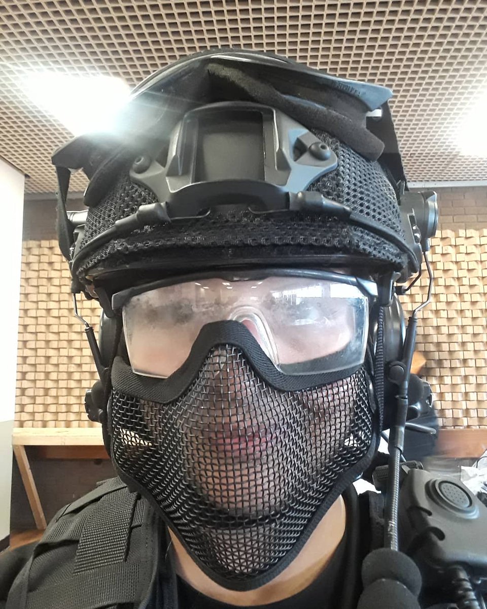 ajacksonbond's tweet photo. Such a blast this weekend on Polease firearms course for film & TV. New skills learned, old skills honed. Always a winning day when you're progressing in your field! Can't wait for what's in the pipeline. ๐๐ฎโโ๏ธ๐ฎโโ๏ธ
#actor #spact #spactpro #firearms #film #tv #polease #screencombat https://t.co/AtQXpe3171