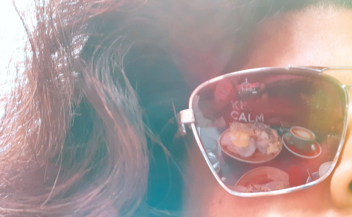 RituChakra's tweet image. After ages managed to pick up a book and go out for a brunch on a #SunnySunday. Hopefully getting back to #OldNormal ?