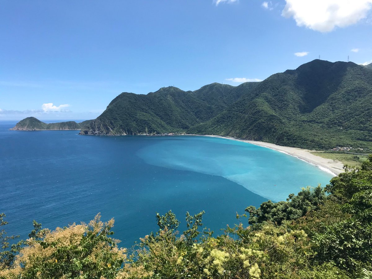 zoe51089903's tweet photo. May nature teach us to look inward to recognize who we are
#ChangeTheWordWithConscience #love #peace #goodvibes https://t.co/hSlV7mip6A