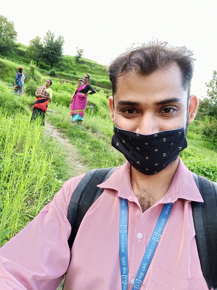 We went on SUNDAY. Arranged our own vehicle, Xerox machine, carrying it on foot. Maintained social distancing and hygiene for each other and opened 70 villagers' accounts. Not for profit, but for social service and the theme of India. Tell me, which private Bank will do that? 5/n