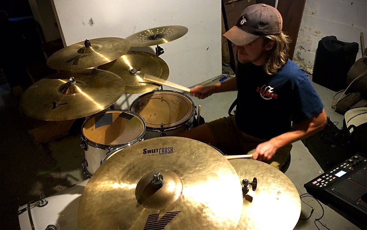 🌽BACK AT IT🌽
We sat down and worked it out today! Content season baby!