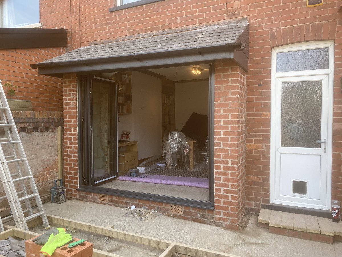 rorysdriver's tweet photo. Another job done for a couple of awesome clients..
It’s been an absolute pleasure @nobbym66 🔨🔨🔨
Can’t wait for the party 🥳 🍻..
I’ll bring the sausage rolls😉... for Bella 🐕 https://t.co/ui5ATZRC6P