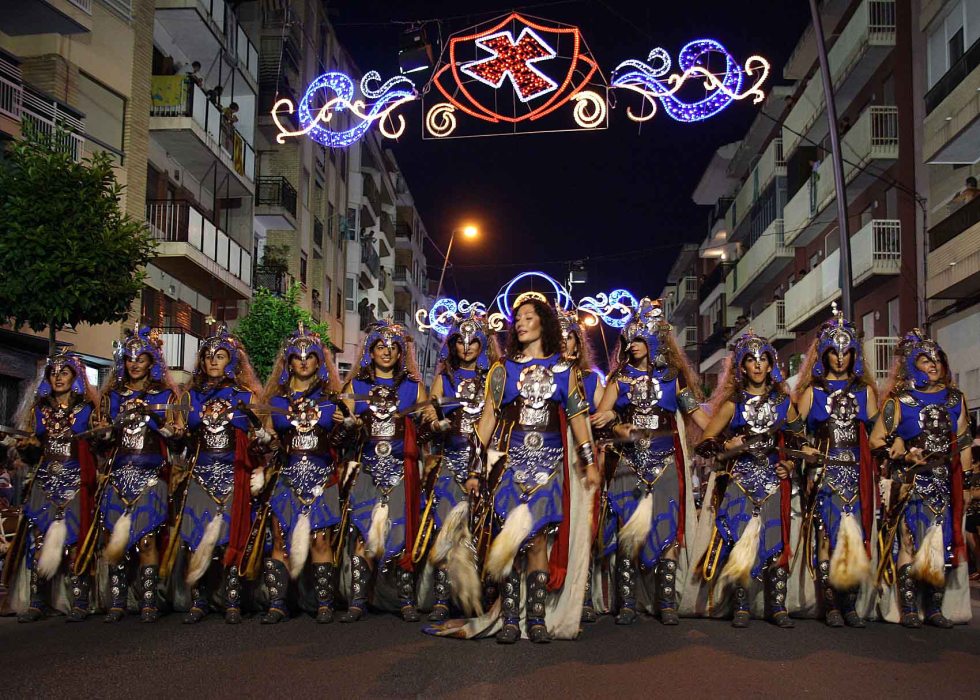 UNDEFmyc's tweet photo. Y continuando con el repaso festero, es el turno de la "Entrada cristiana" de Villajoyosa, unas fiestas Declaradas de Interés Turístico Internacional.
#undef #morosycristianos #música #pólvora #fiestas #tradición #Villajoyosa https://t.co/mkKccBD0NP