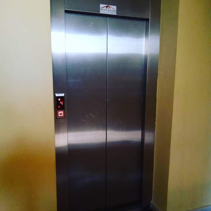 metatronlift_tz's tweet photo. When you reach the top, you should remember to send the elevator back down for the others.
#Happy_Sunday🙏🏿
#Metatronlift #Elevator #Escalator #Service_and_Maintenance #Spare_parts #Modernization
#Lift_Consultancy 🇹🇿🌍
⏫⏬#Discover_The_Potential⏬⏫ https://t.co/wBVEYIfBvS