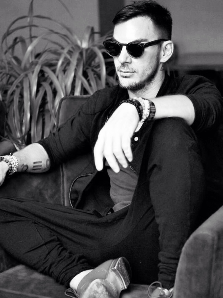 echeDVs's tweet photo. #SundayShannon - @ShannonLeto 🥁🎤💗 https://t.co/M79Uhcg8CB
