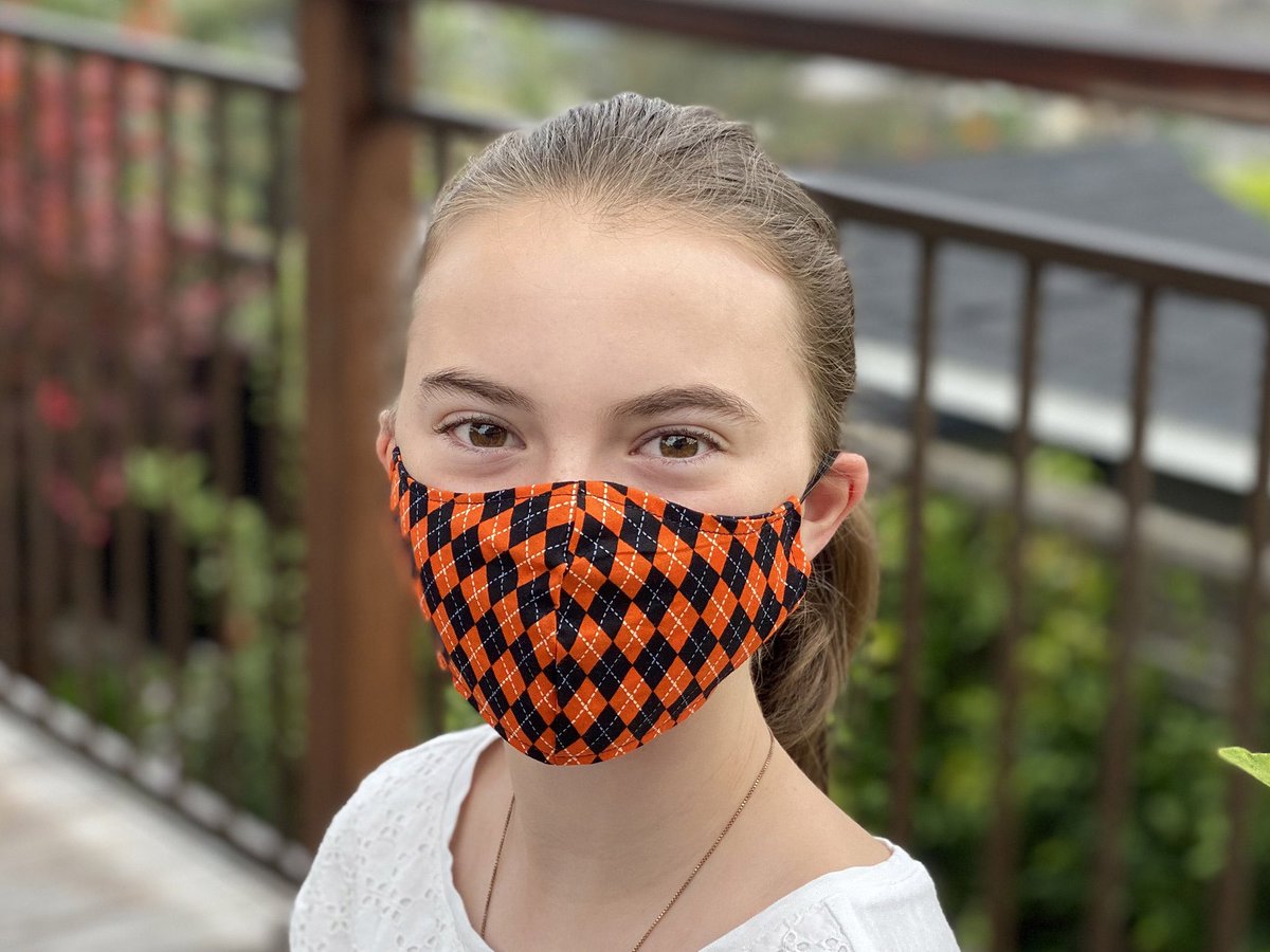 kidcoverco's tweet photo. Hey @SFGiants fans, because we’re fans too (I was born and grew up in SF) we’ve even got you covered with some stylish orange and black options. https://t.co/5rlJJYFR0g