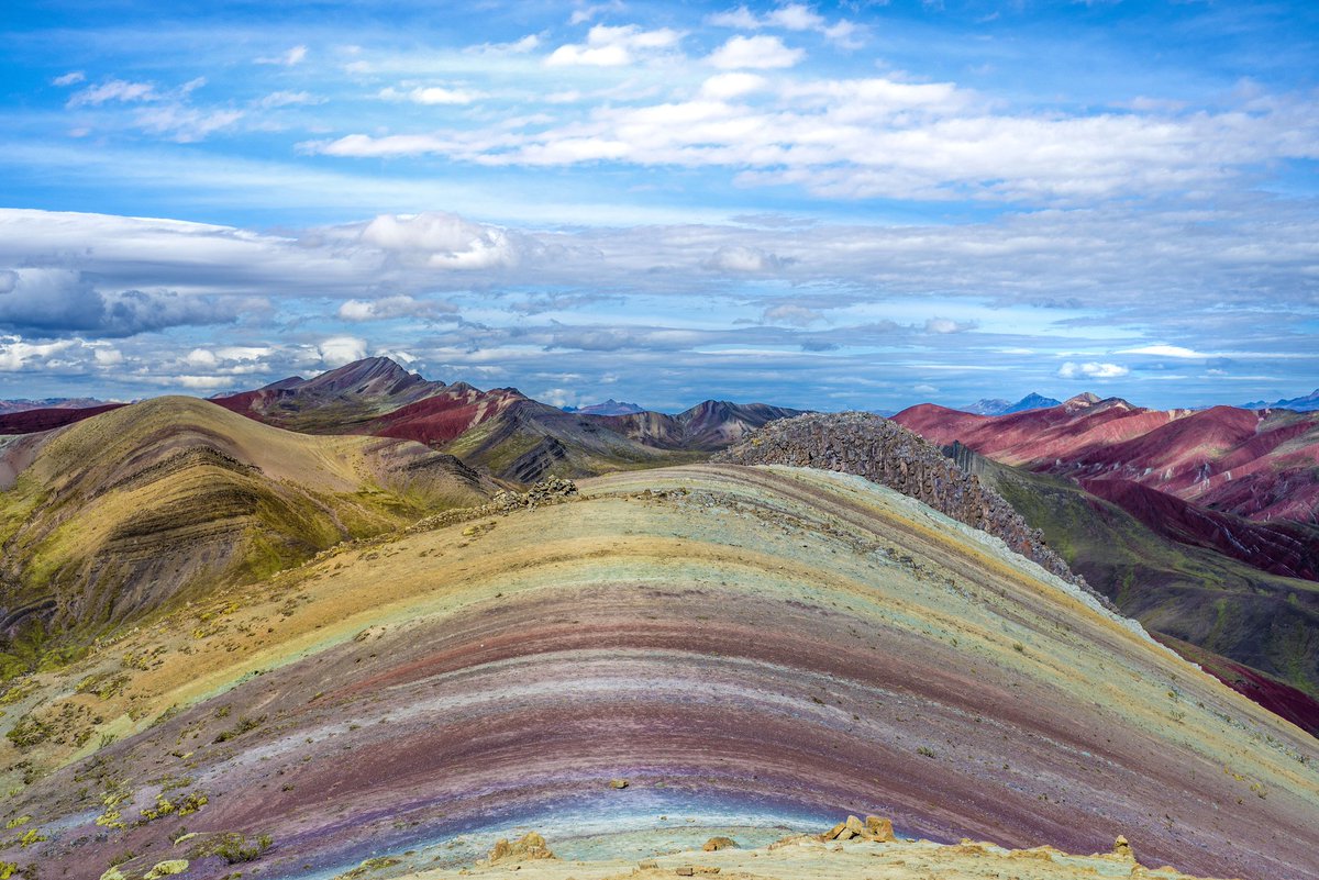Un arcoiris desde la tierra ⛰️🌈 Hermosa toma 📸 en Palccoyo, Cusco 🇵🇪
#DreamThemTravel #Cusco #cuscolovers #visitcuscoperu #perú #toursinperu #360explora #limaperu