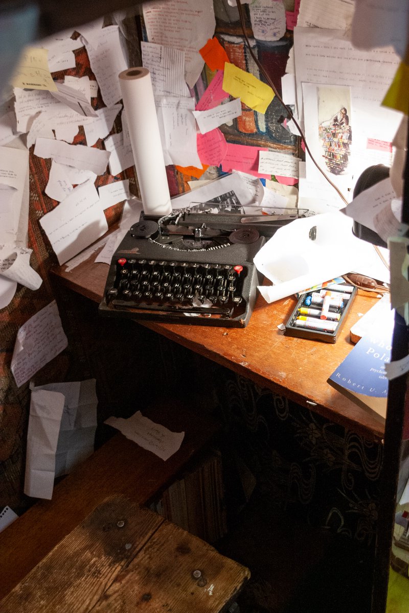 great_grackle's tweet photo. I just published Counterintuitive Advice on the Craft of Writing https://t.co/HbFzTFlPF1 https://t.co/tkWX2RiO96
