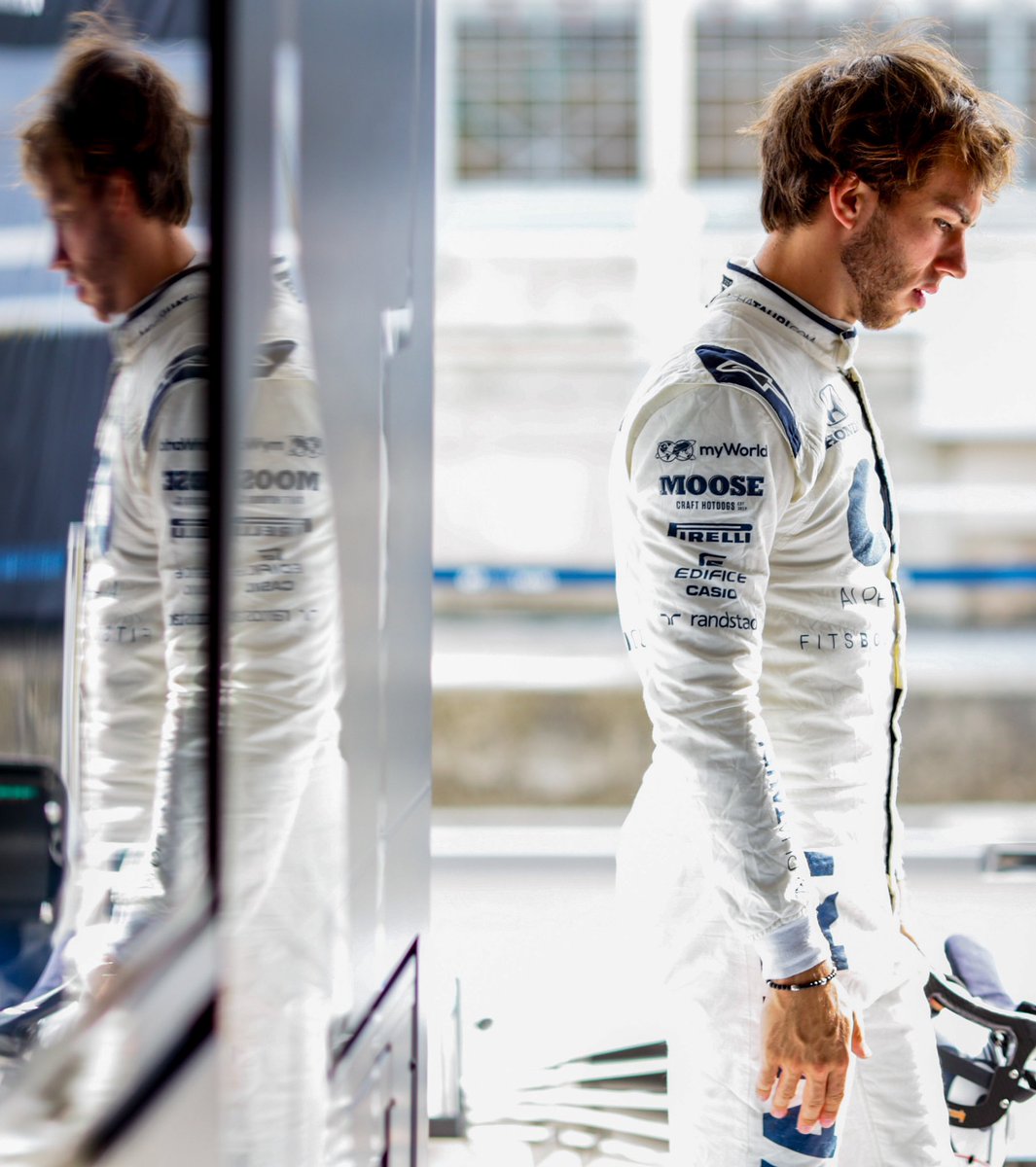 visacashapprb's tweet photo. Eyeing up the Silverstone doubleheader 🤙 

#AlphaTauri #F1 https://t.co/iKw71LZMjc