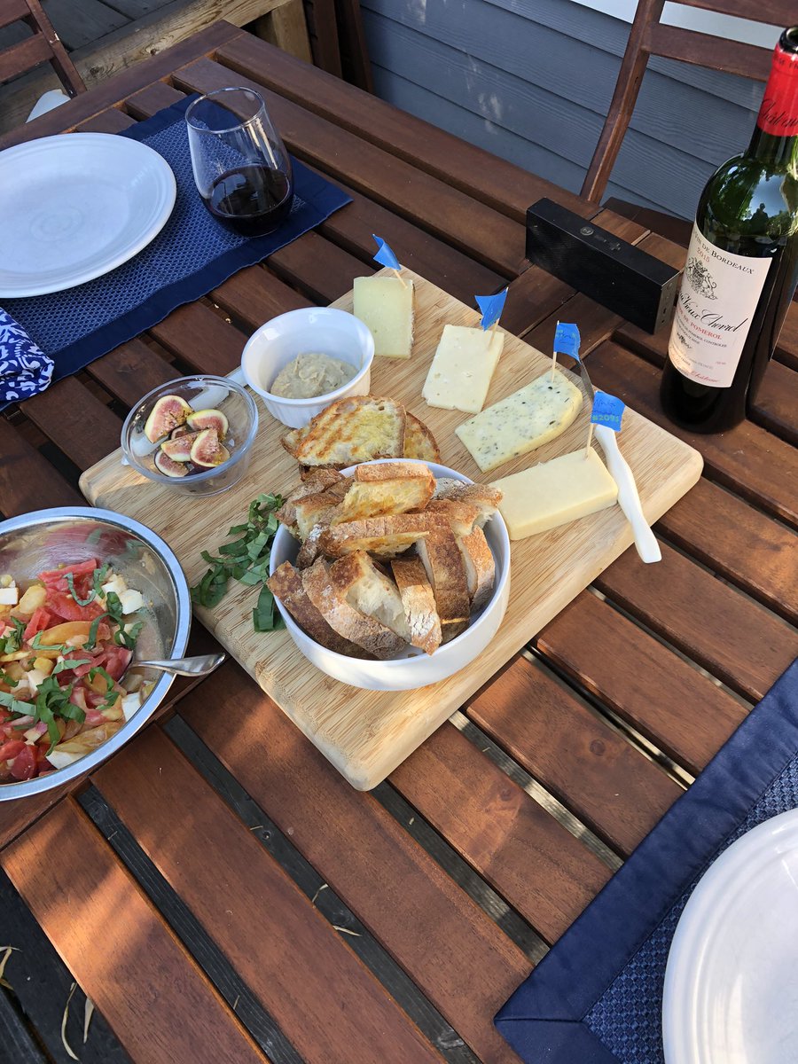 LinnaeRiesen's tweet photo. I don’t know if it’s a pro-tip or a don’t-judge-me, but blue tape works really well to label a cheese plate. https://t.co/Y5SmoaXCkD