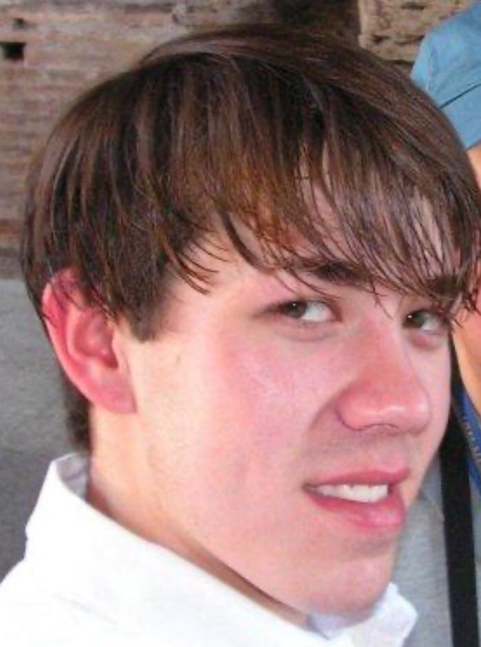 scum_live's tweet photo. @hamzz I know I’m late to the party, but yeah fuck this weirdo. I always thought he was a POS and liked everyone else in the house. https://t.co/6so59pIpQX