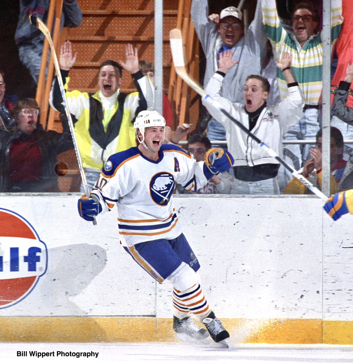 We’ve cheered for Dale Hawerchuk, now let’s pray for him, as he keeps fighting cancer #HawerchukStrong <a href="/BuffaloSabres/">Buffalo Sabres</a>
