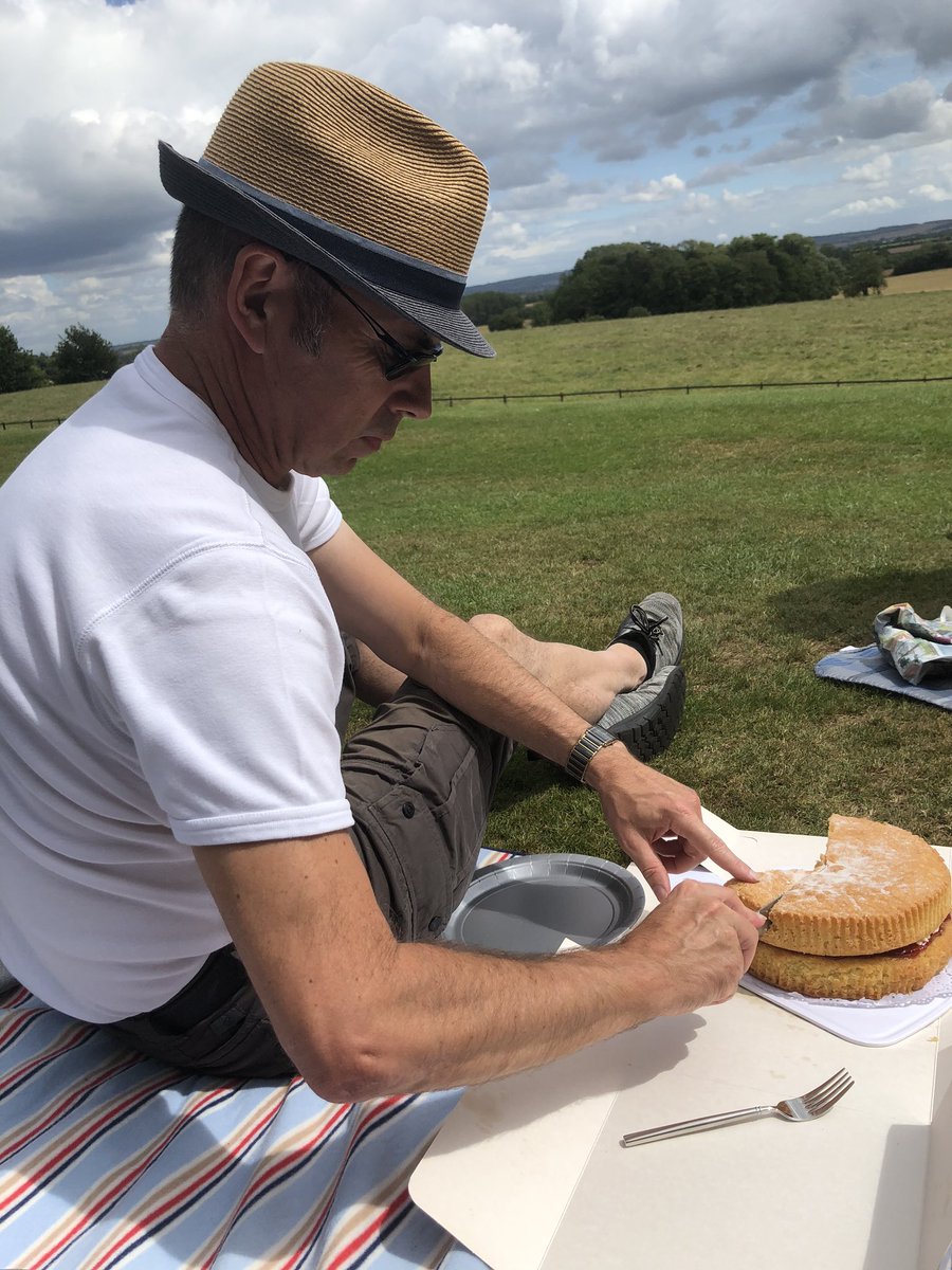 carolematthews's tweet photo. Socially distanced picnic at @AscottEstate ahead of Lovely Kev’s birthday. C : ) xx https://t.co/7mflyE4mU6