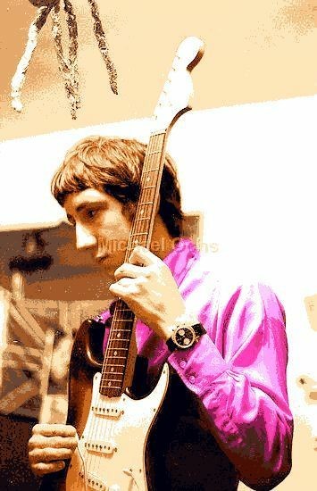 thread of any pete pics i can find for  @goingmobile cause she deserves all the pete pics