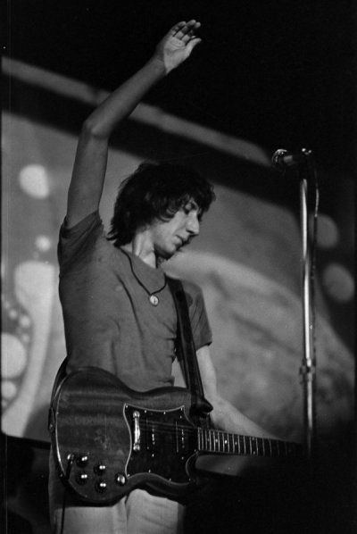 thread of any pete pics i can find for  @goingmobile cause she deserves all the pete pics