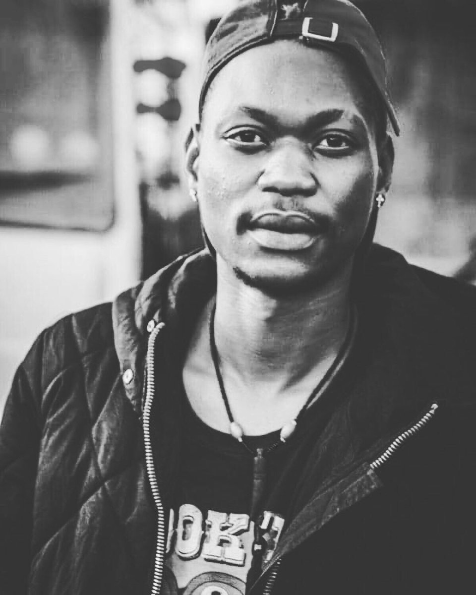 LilXculfeez3's tweet photo. Video dropping soon 🔥🙏💚🌊🖤🥤 https://t.co/3wXStXeQDF