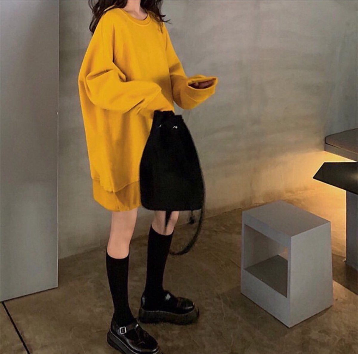 goshblessyoux's tweet photo. oversized sweater 🧀 พร้อมส่งหนึ่งตัวเพราะหลุดจองค่ะ T-T ผ้านุ่มมากทรงเหมือนในรูปเป๊ะเลย นุ่มมากจิงๆๆๆๆจับแล้วหลับปุ๋ยเลยตัวเอง (สีอื่นก็น่ารักนะแต่พรีออเดอร์ค้าบผม) https://t.co/5l400zCMgO