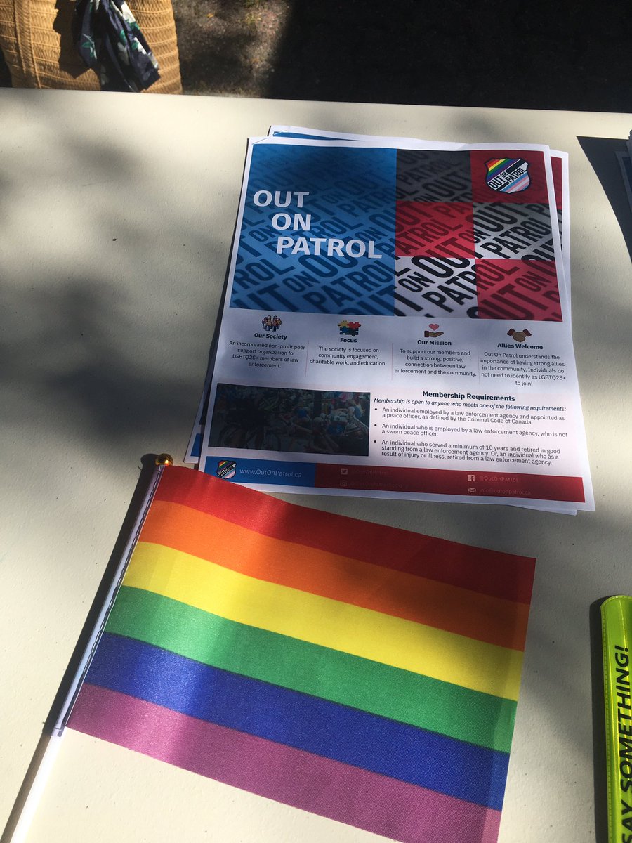 SgtJPonsioen's tweet photo. Come by the #whiterockfarmersmarket from 10-2, stop at the #pridesociety booth and say hi! I’ll be here representing @OutOnPatrol.
Let’s do a socially distant selfie!
#whiterockpride #LGBTQinBlue https://t.co/eo8T9bSLSc