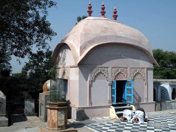 BN_Shanta's tweet photo. https://t.co/uYqDBp5LQS

In the most auspicious association of Sripad Bhakti Niskama Shanta Maharaja, Ph.D. https://t.co/GBy7UihZ2c