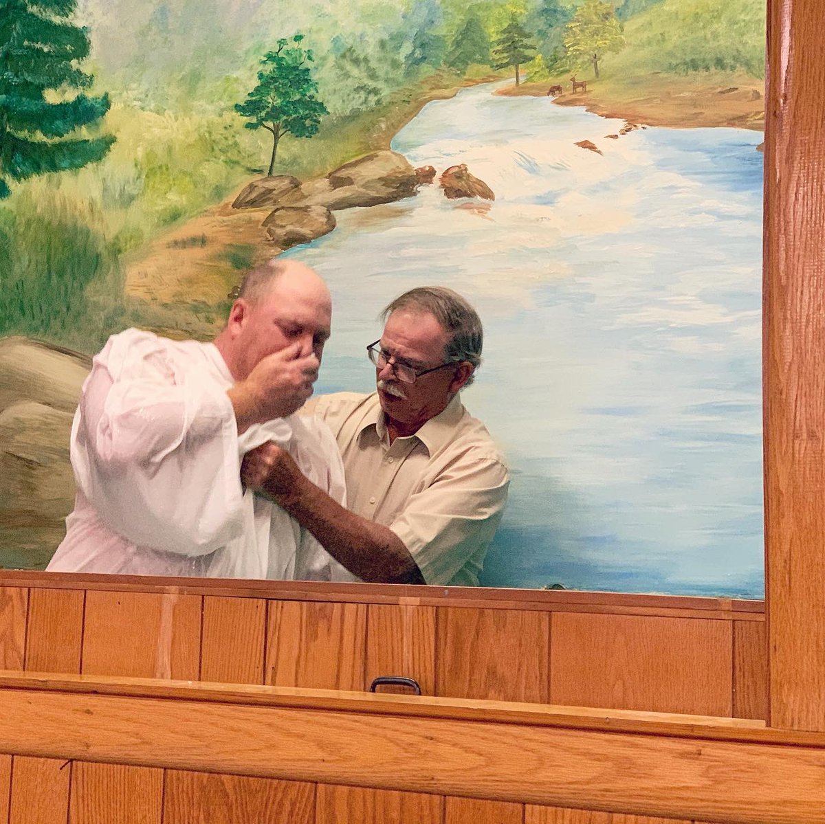 wellsburgchurch's tweet photo. The angels are rejoicing in Heaven as Toby Henthorn was baptized into Christ this morning! What a wonderful Lord’s Day!
#baptism #church #GospelMeeting #churchfamily #OhioValley #Wellsburg #WestVirginia #God #Godisgood https://t.co/VOhsLcuRNA