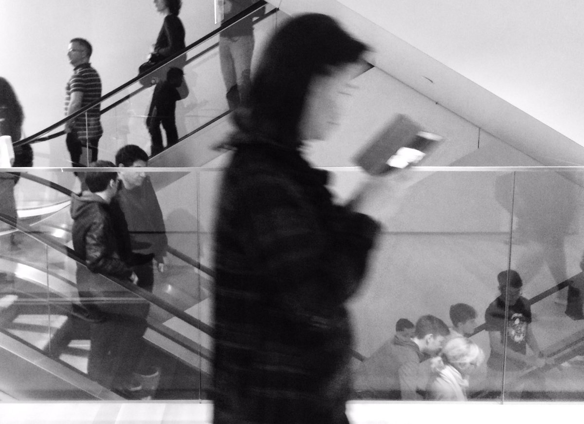 gastongarciam's tweet photo. #Genteenmuseos #conteléfono #peopleatmuseums #withphone https://t.co/NipCclhMuu