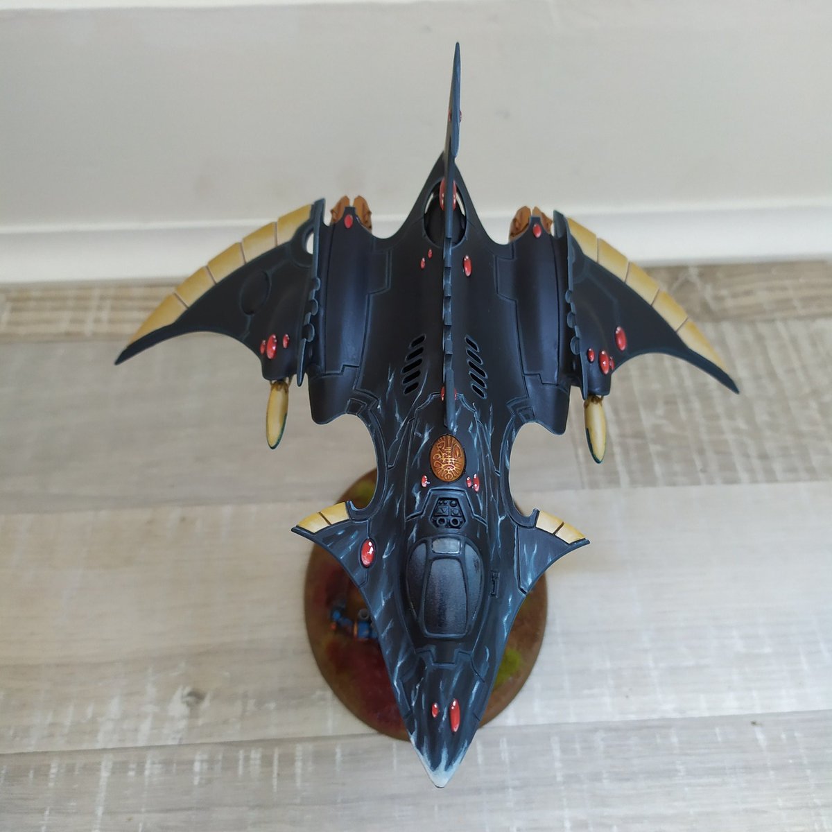 CyprienEL's tweet photo. #hemlock #wraithfighter finished =) I love this model so much ❤️
Might add some things such as ulthwé typical sharp lines ^^ https://t.co/EXynyA5Ffv