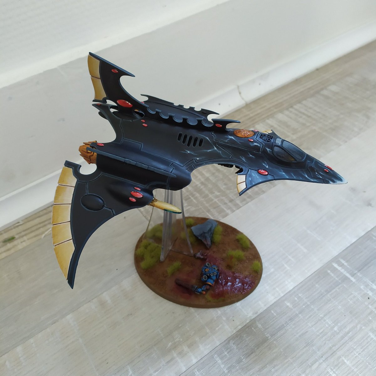 CyprienEL's tweet photo. #hemlock #wraithfighter finished =) I love this model so much ❤️
Might add some things such as ulthwé typical sharp lines ^^ https://t.co/EXynyA5Ffv