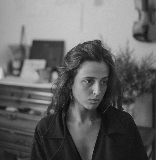 Silvia Grav. Fotógrafa españoña,1993. Minihilo de su obra⏬