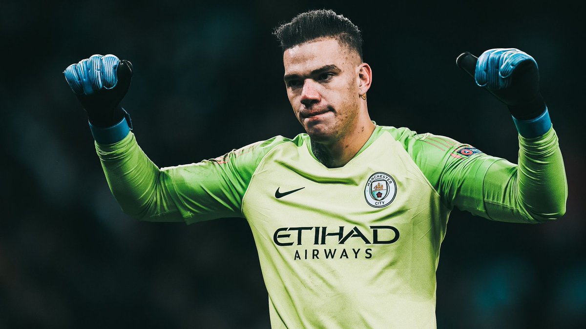 mundodabola's tweet photo. O dono da luva de ouro da Premier League 2019/2020! https://t.co/J1VTeu3jxU